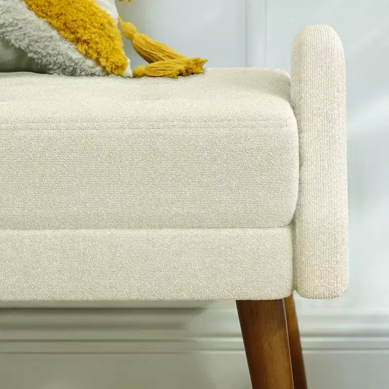 Panca Moderna con Morbido Cuscino, Braccioli Geometrici e Gambe in Legno MasselloIdeale per Soggiorni, Camere da Letto e Ingressi