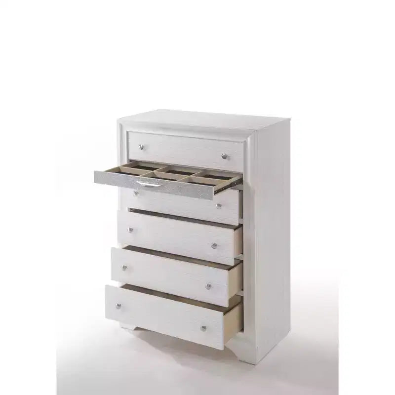 Comò verticale Naima bianco da 34": 5 cassetti in legno, guide in metallo, nessun assemblaggio richiesto