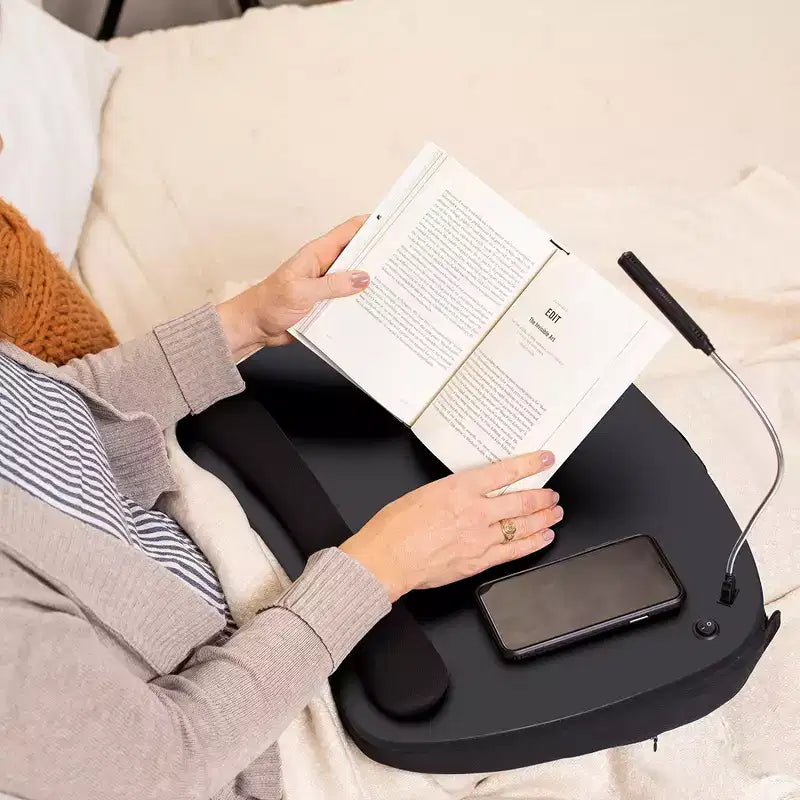 Scrivania portatile oversize in memory foam con luce USB, adatta per laptop fino a 17 pollici - Nero opaco
