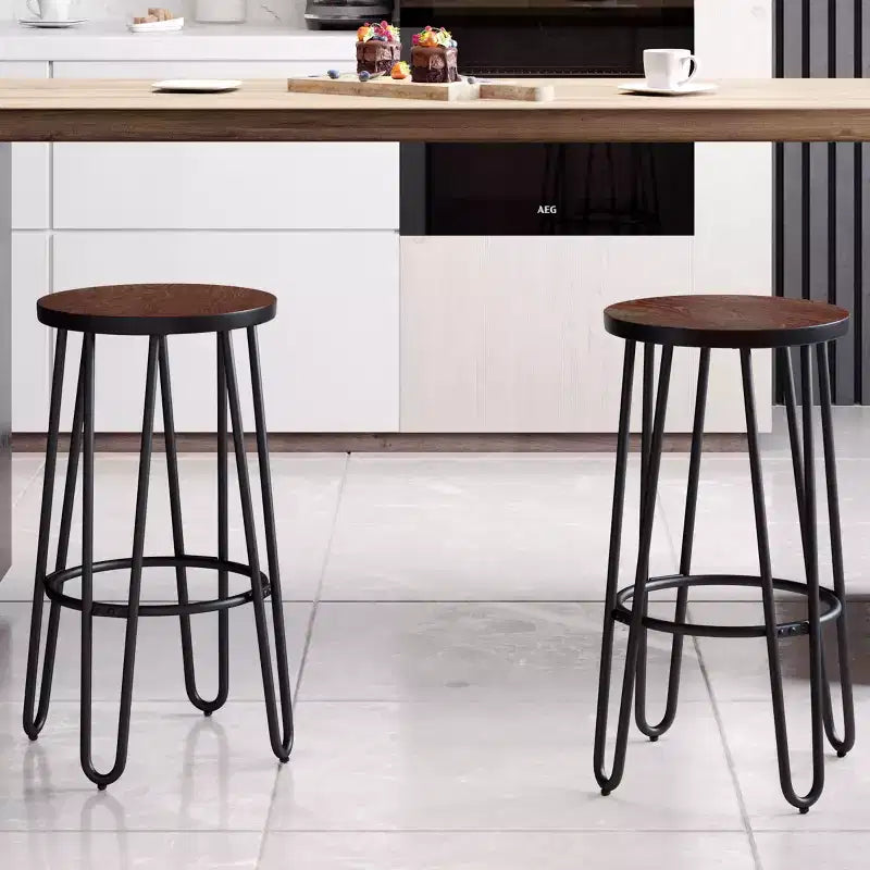 Sgabelli da Bar per Isola Cucina in Stile Modern Farmhouse, Senza Schienale, con Gambe a Forcina, Seduta in Legno, per Cucina o Sala da Pranzo, 61 cm